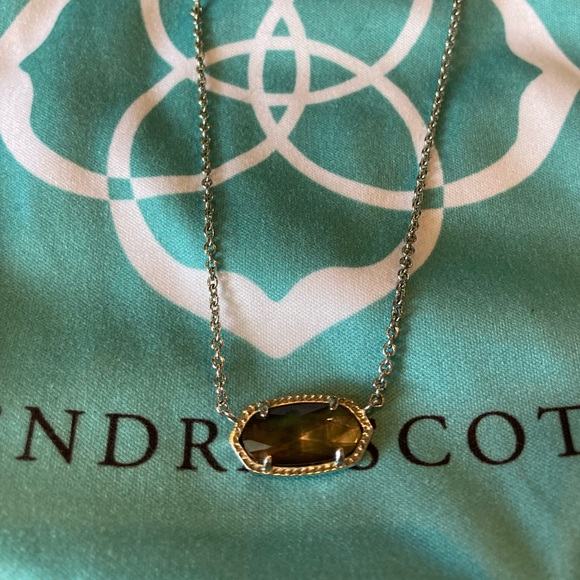 COPY - Kendra Scott Elisa Pendant - Picture 2 of 2